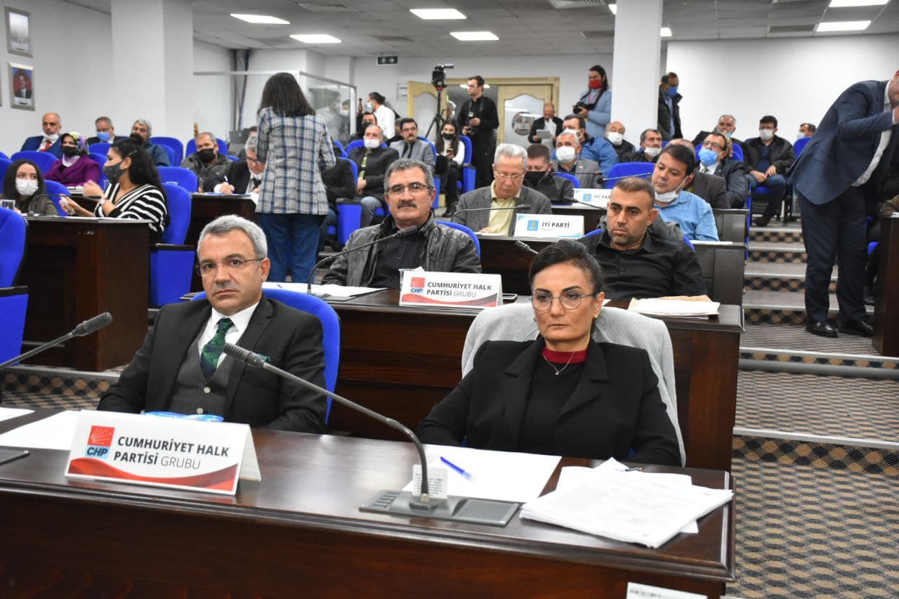 Edremit Belediyesi Aralık ayı olağan meclis toplantısı Belediye Başkanı Hasan
