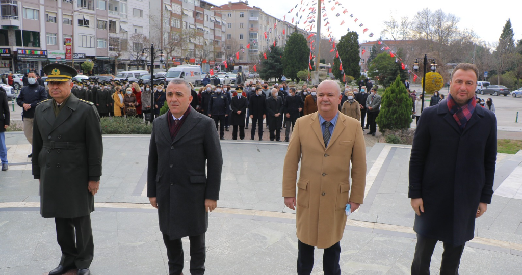 Atatürk’ün Kırklareli’ne Gelişinin 91.yıldönümü Kutlandı Ulu Önder Mustafa Kemal Atatürk’ün, ilimiz Kırklareli’ye gelişinin 91. yılı