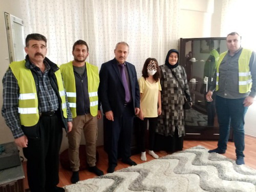 İLKADIM BELEDİYESİ ARACILIĞLA YARDIMSEVERLERİN YAPTIĞI BAĞIŞLAR GERÇEK İHTİYAÇ SAHİBİ AİLELERE