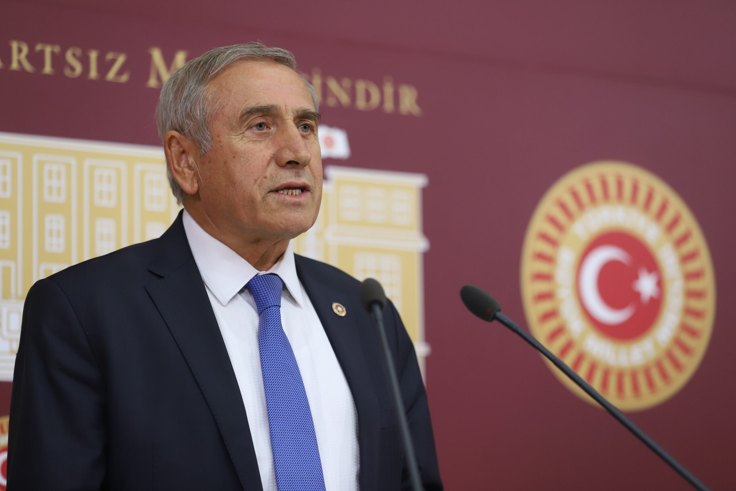 Diyanet İşleri Başkanlığı; aralarında Diyanet İşleri Başkanı Prof. Dr. Ali