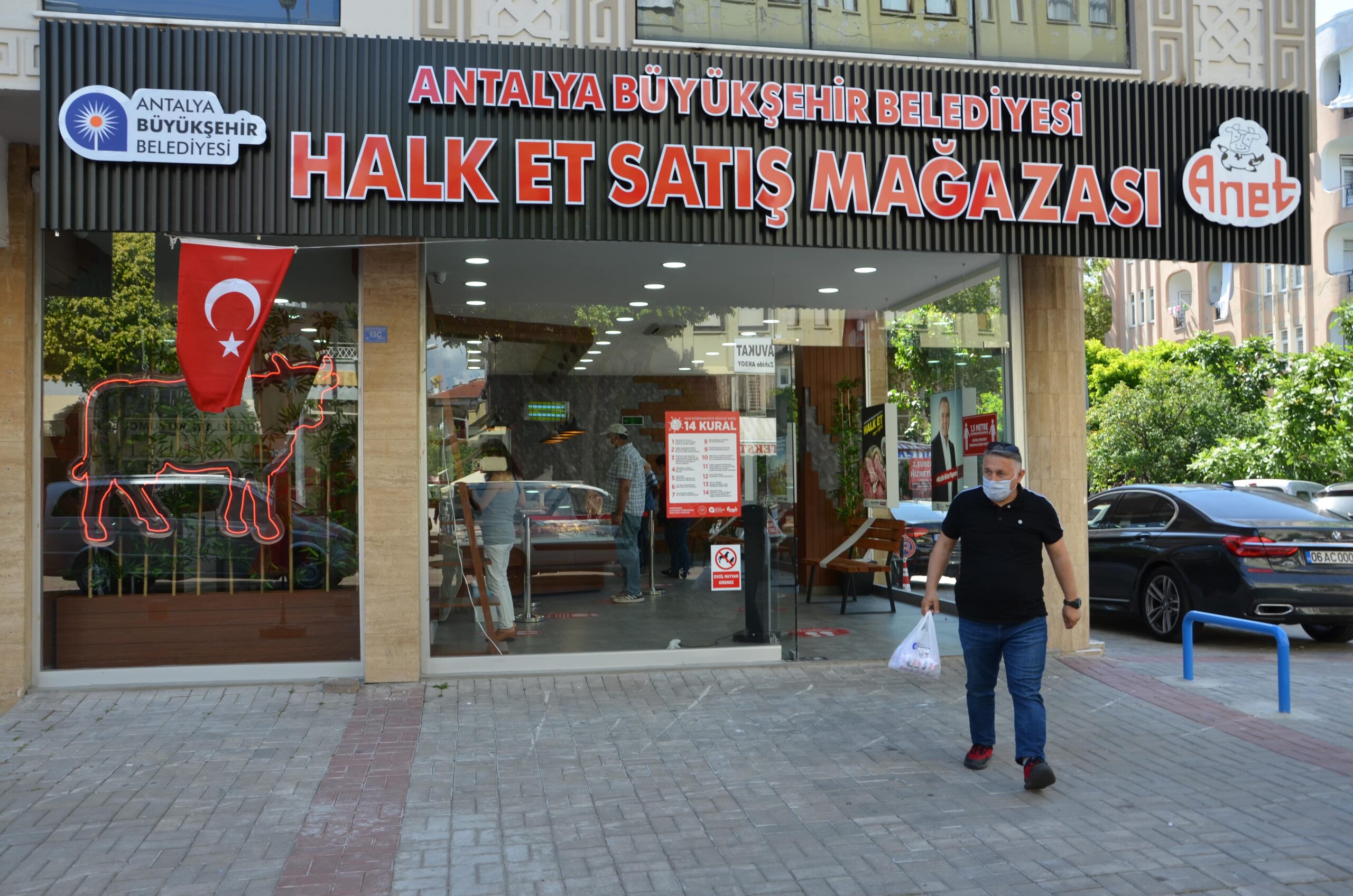 Halk Et Satış Mağazalarında  2 yılda 750 ton et ürünü