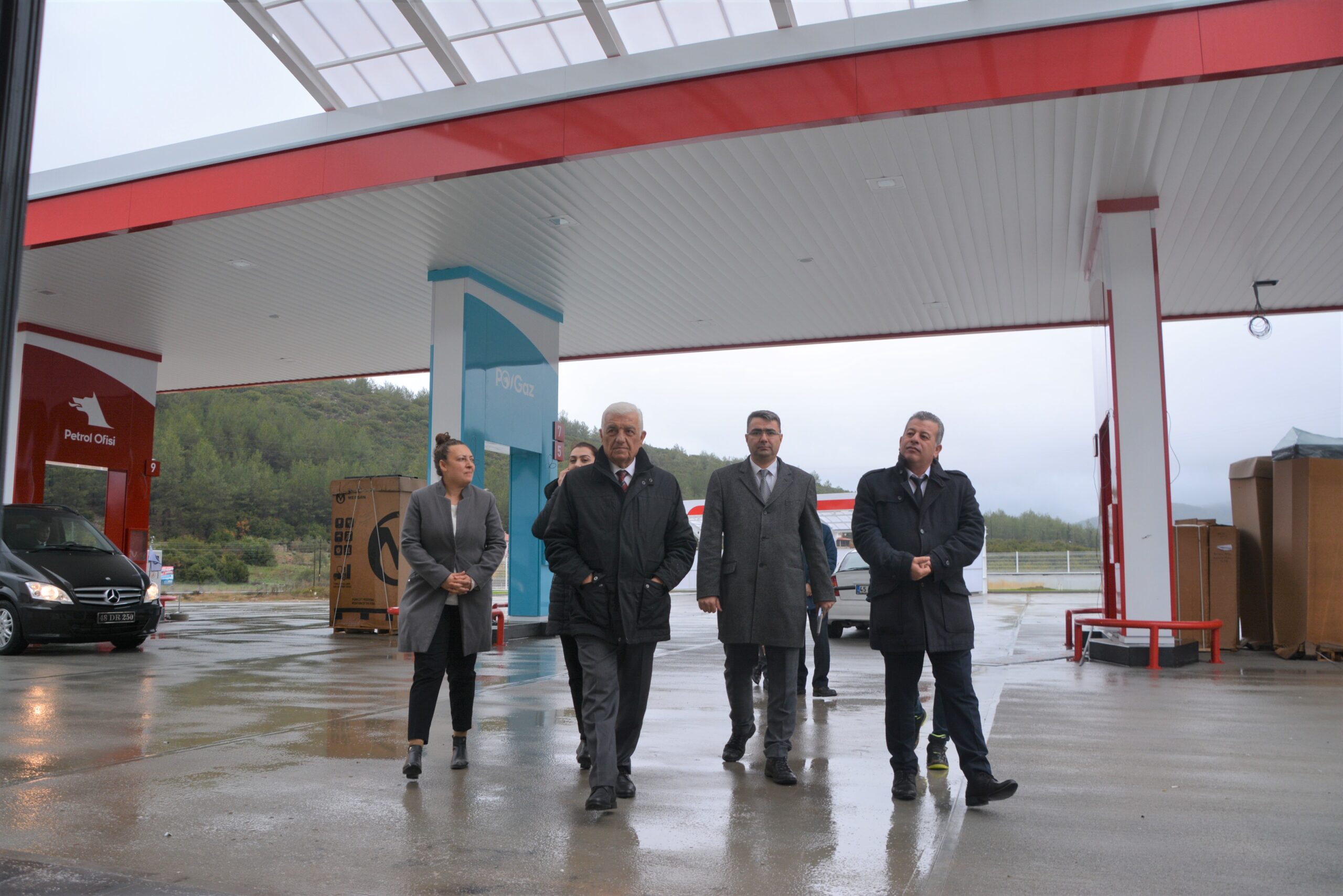 Muğla Büyükşehir Belediyesi, Ula ilçesi Kızılağaç Mahallesi’nde akaryakıt istasyonu kuruyor.