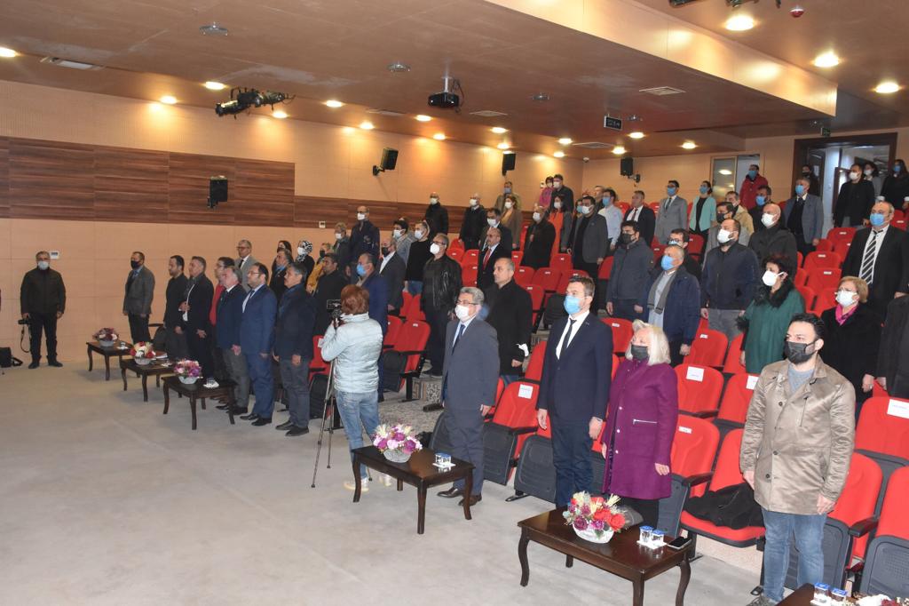Belediye Başkanı Öndeş’in konuşması panele damga vurdu “Parasını ödese de
