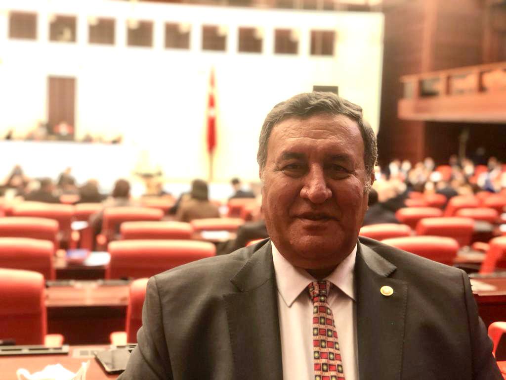 CHP Niğde Milletvekili Ömer Fethi Gürer, çırak ve stajyerlerin işe başladıkları