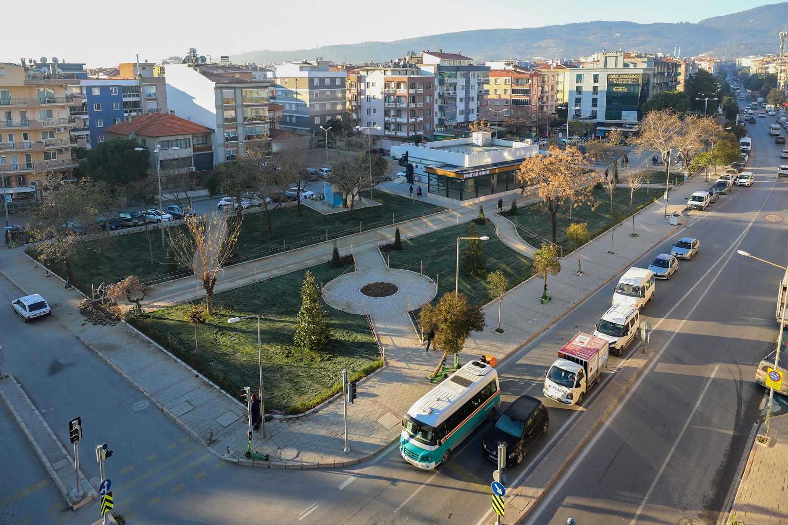 Gaziemir Belediyesi Park ve Bahçeler Müdürlüğü ile Fen İşleri Müdürlüğü’nün