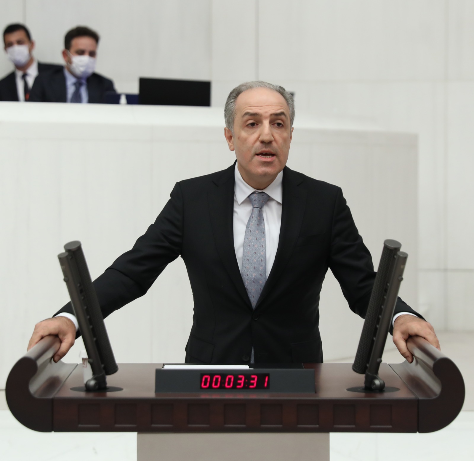 ‘Verdiğimiz mücadele haysiyet mücadelesidir’ DEVA Partisi İstanbul Milletvekili Mustafa Yeneroğlu,