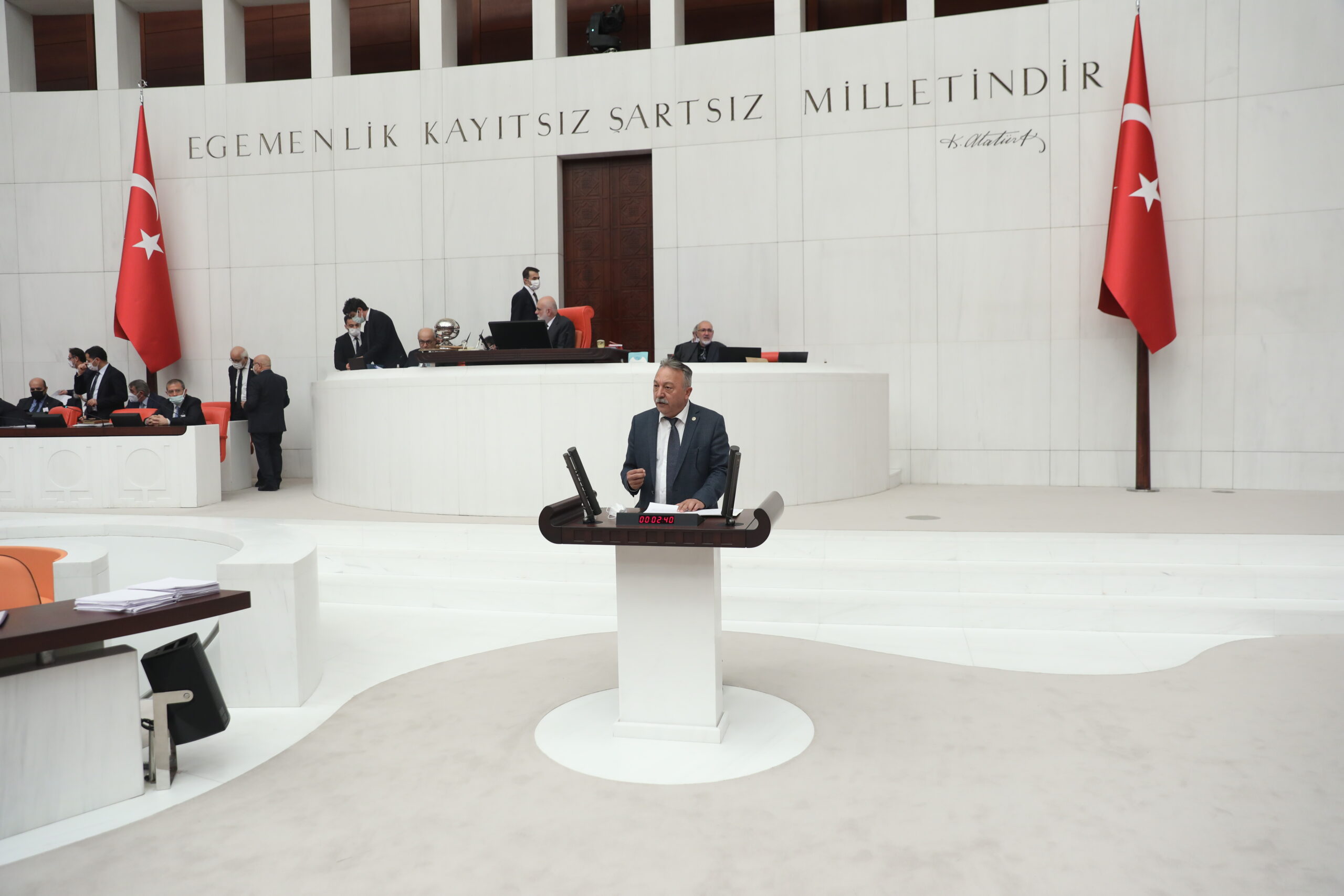 Mecliste dün görüşülmekte olan 287 sıra sayılı kanun teklifi görüşmelerinde