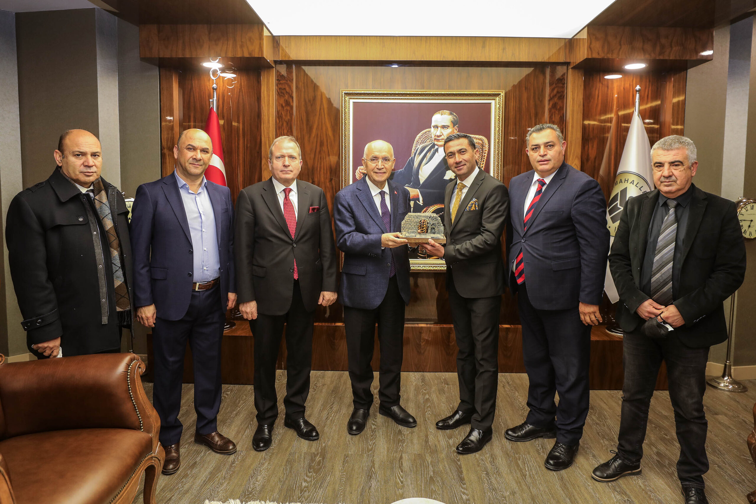 Yenimahalle Belediye Başkanı Fethi Yaşar, Ankara’da yaşayan Tarsusluların birlik ve