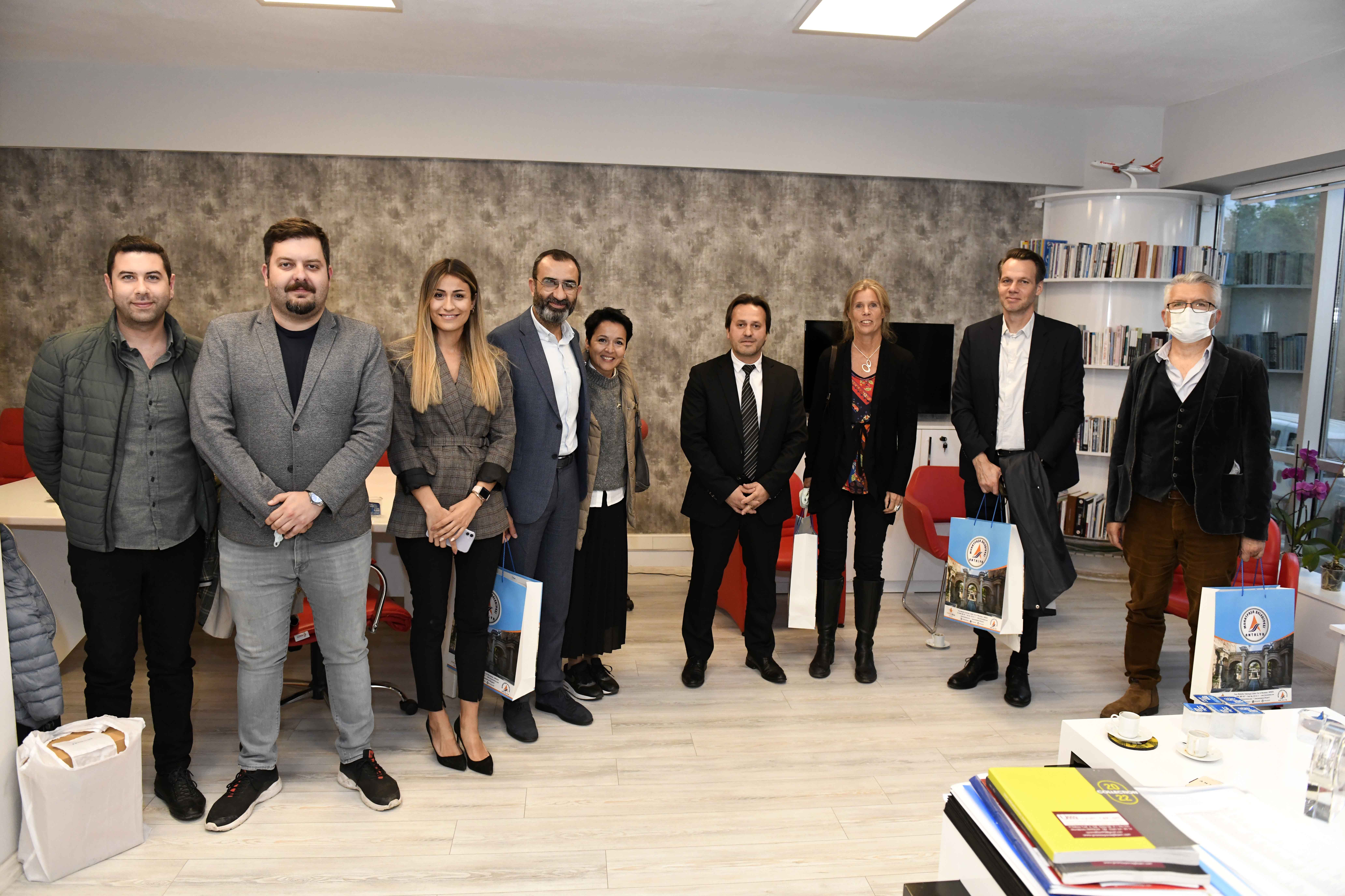 İsveç heyeti Muratpaşa’da Muratpaşa Belediyesi, yaşlılık çalışmalarıyla İsveç Kalkınma Ajansı (SİDA) ve Lund