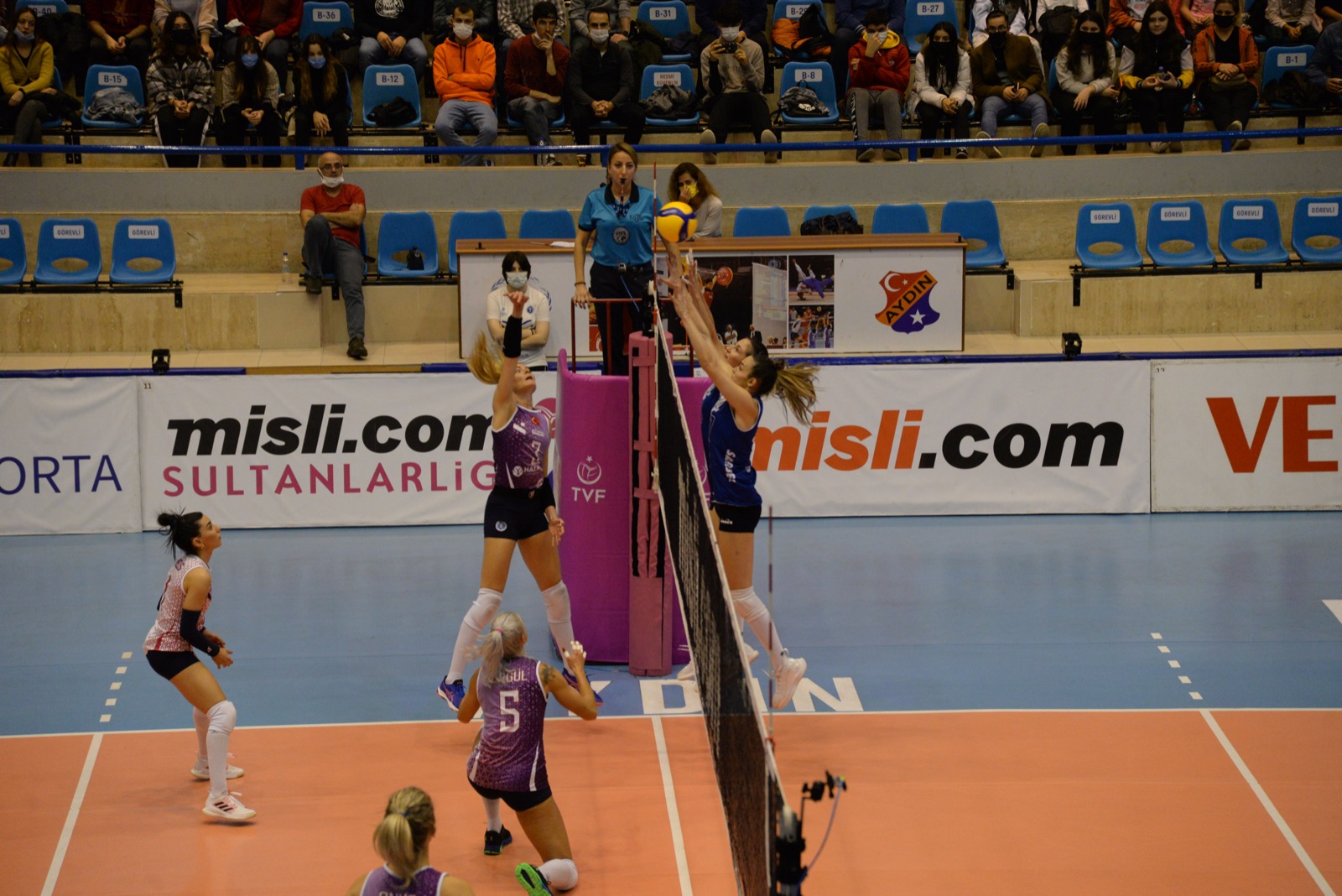 AYDIN’IN SULTANLARI SARIYER’İ RAHAT GEÇTİ CEV Challenge Cup’ta fırtına gibi esen Aydın’ın Sultanları, misli.com Sultanlar