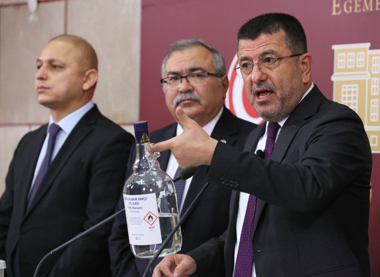 TÜRKİYE DÜNYA’DA MİLLİ GELİRİNE ORANLA ALKOLLÜ İÇECEKLERİN EN PAHALI OLDUĞU