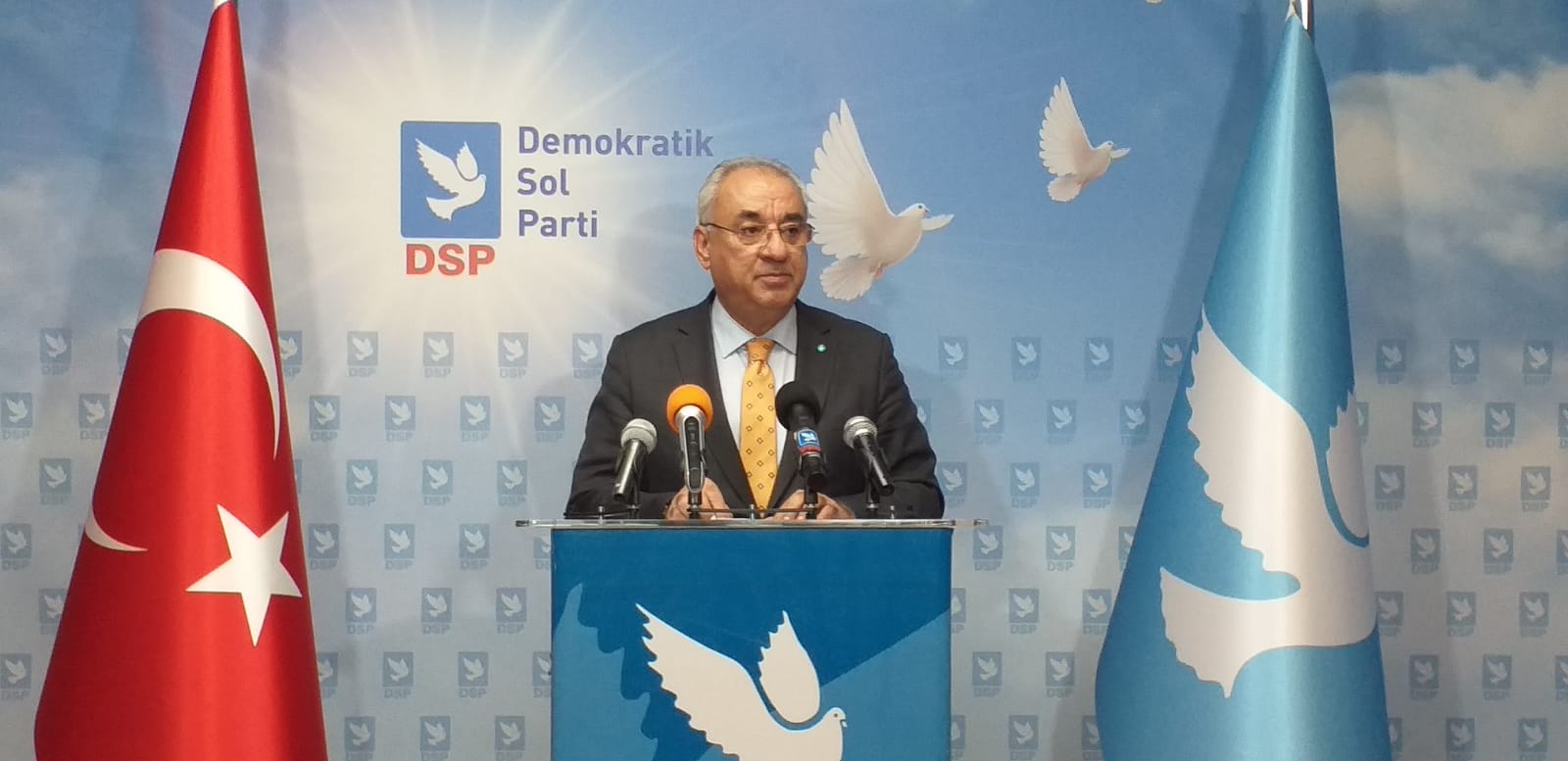 Aksakal; “DSP olarak kurulduğumuz günden bu yana savunmuş olduğumuz üretime