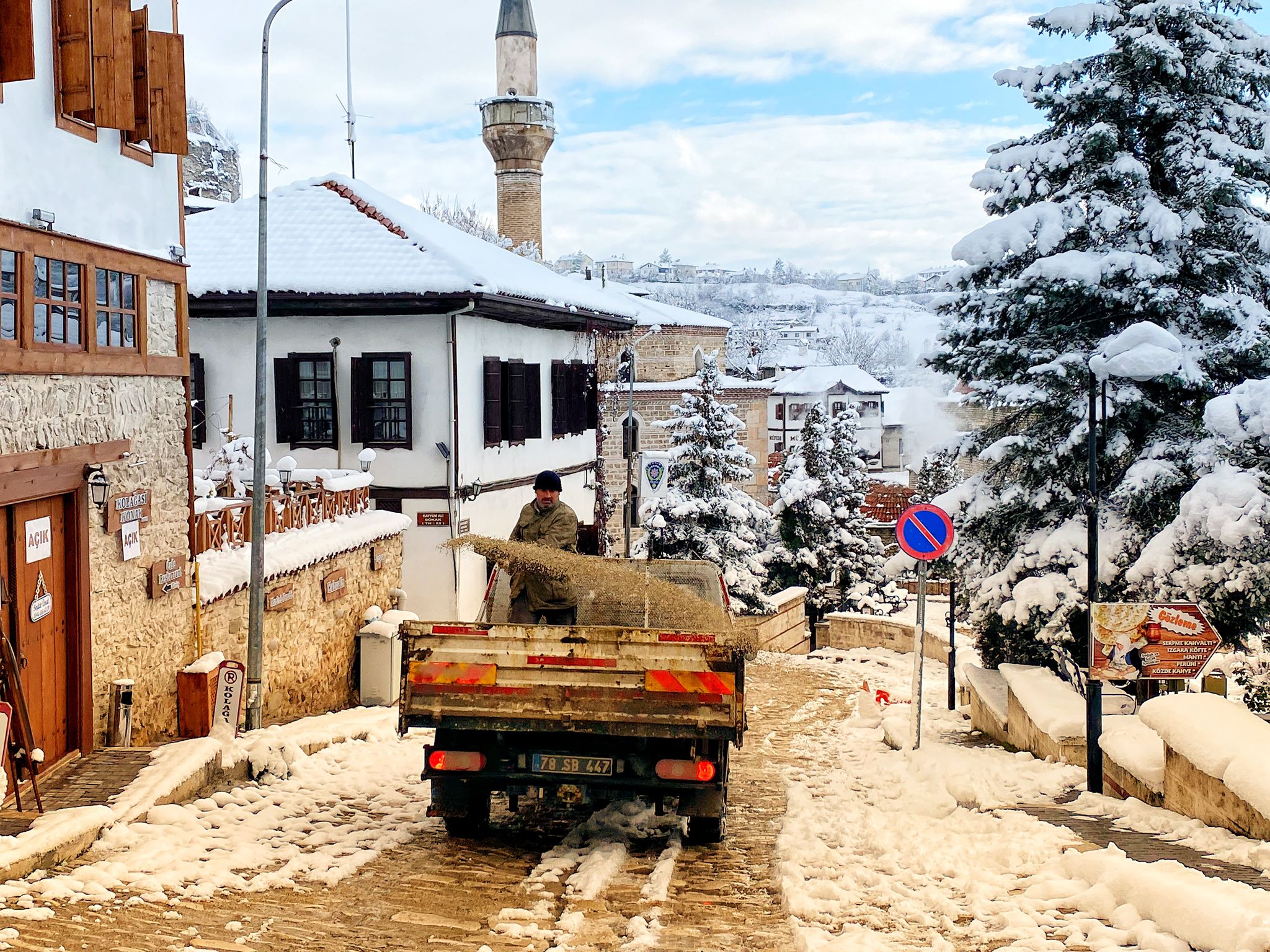 Safranbolu Belediyesi, tüm birimleri ile görev başında. Fen İşleri, Temizlik