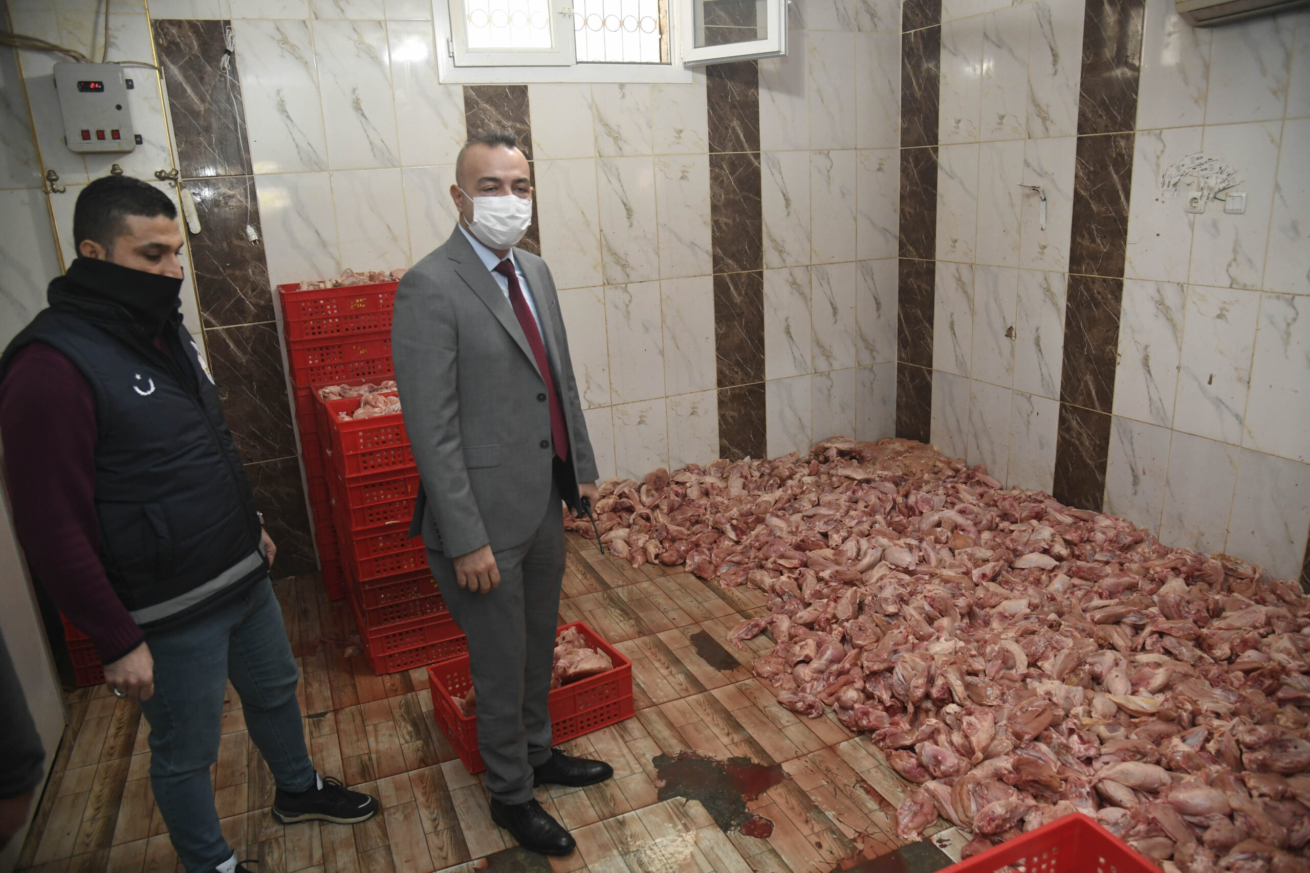 Büyükşehir’e gelen ihbar üzerine ortak operasyon düzenlendi Yılbaşı için piyasaya