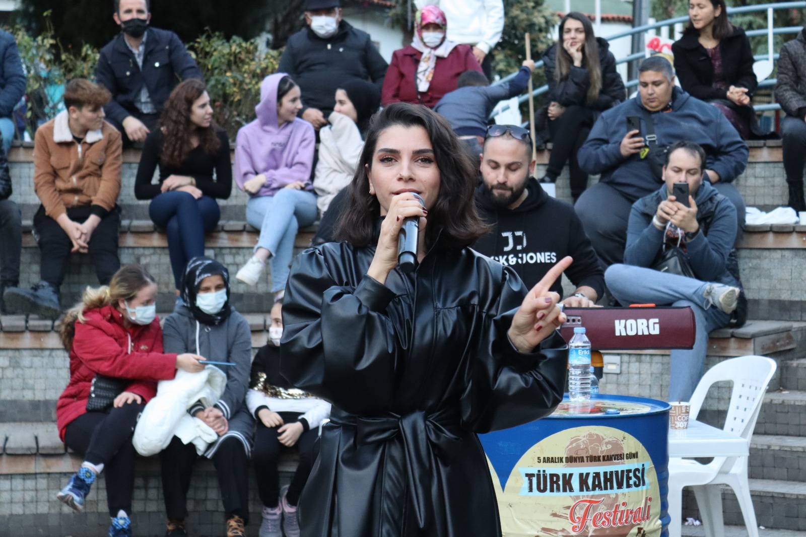 Türk Kahvesi Festivali konser coşkusuyla sona erdi İzmit Belediyesi öncülüğünde 5 Aralık Dünya Türk Kahvesi Günü’nde başlayan