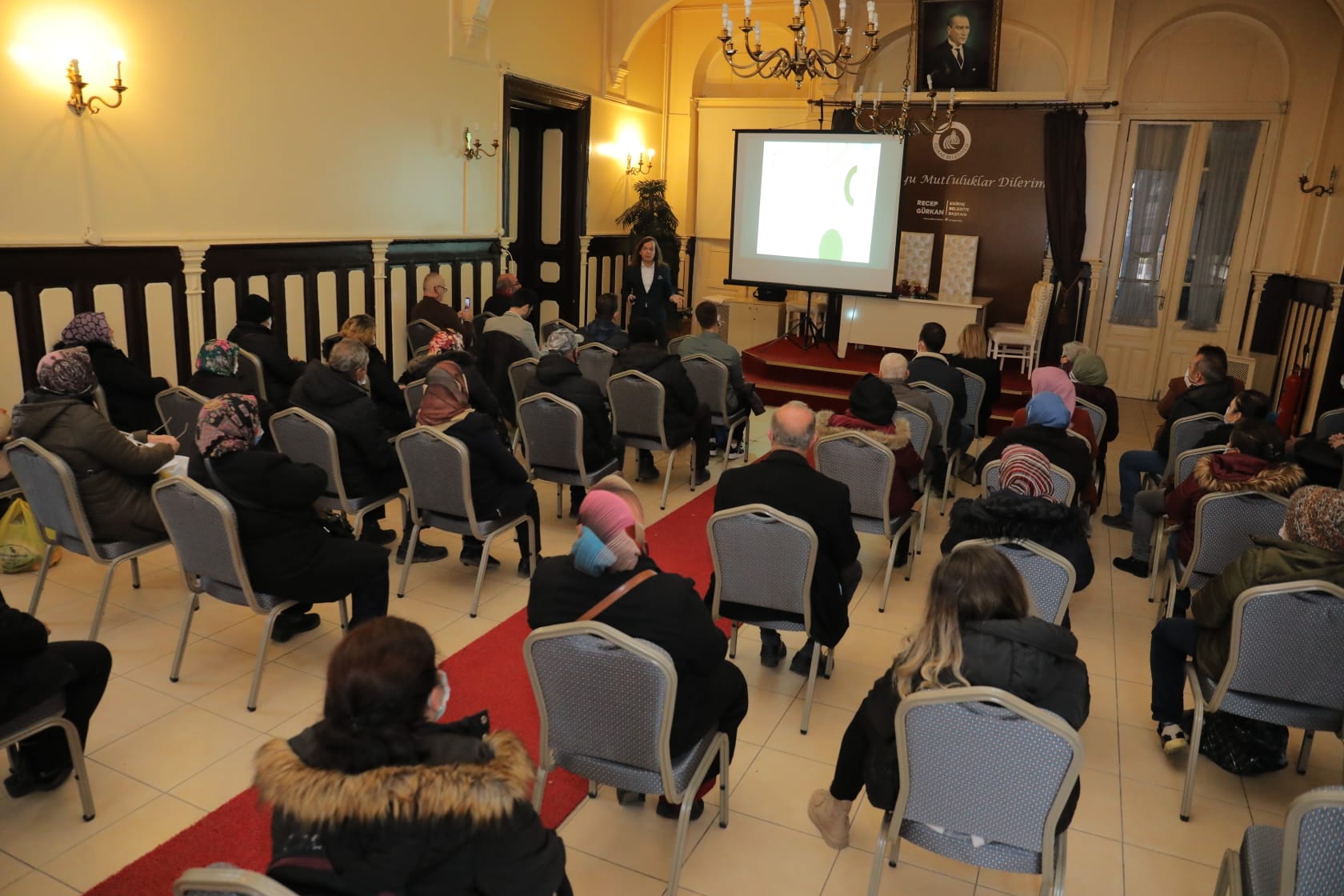 Edirne’de her hafta Pazar günleri Edirnelilere hizmet veren Edirne Belediyesi