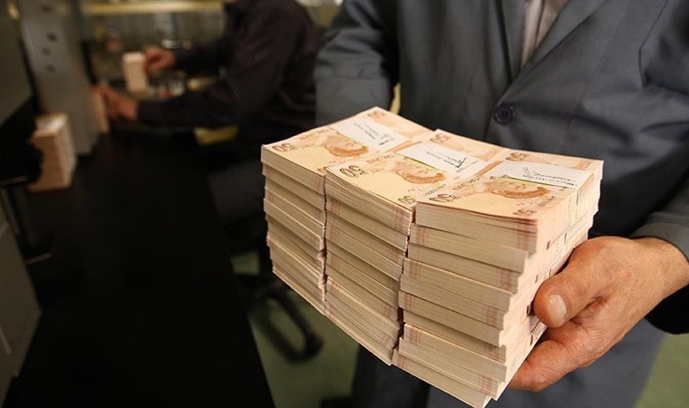 Kayım ayı enflasyon rakamlarının açıklanmasının ardından dolar tekrardan yükselişe geçti.