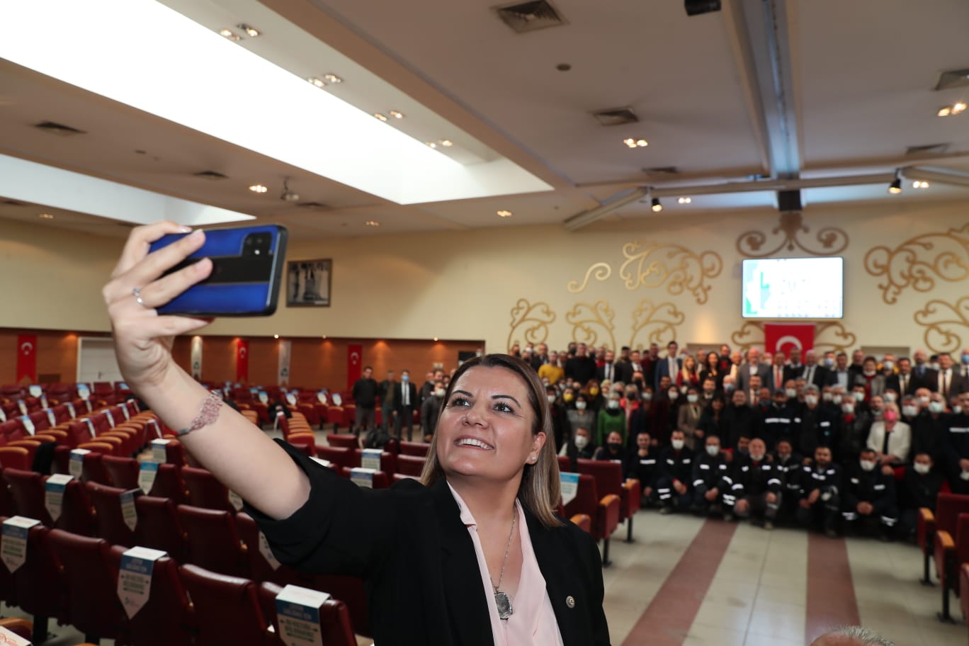 İzmit Belediyesi çalışanlarına ait maaş ve diğer ödemelerini kapsayan maaş