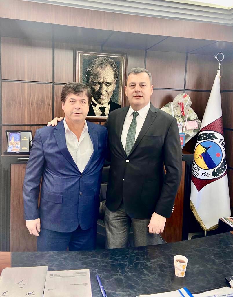 Kıyıköy Belediye Başkanının görevden alınması nedeniyle Kıyıköy Belediye Meclis Üyeleri