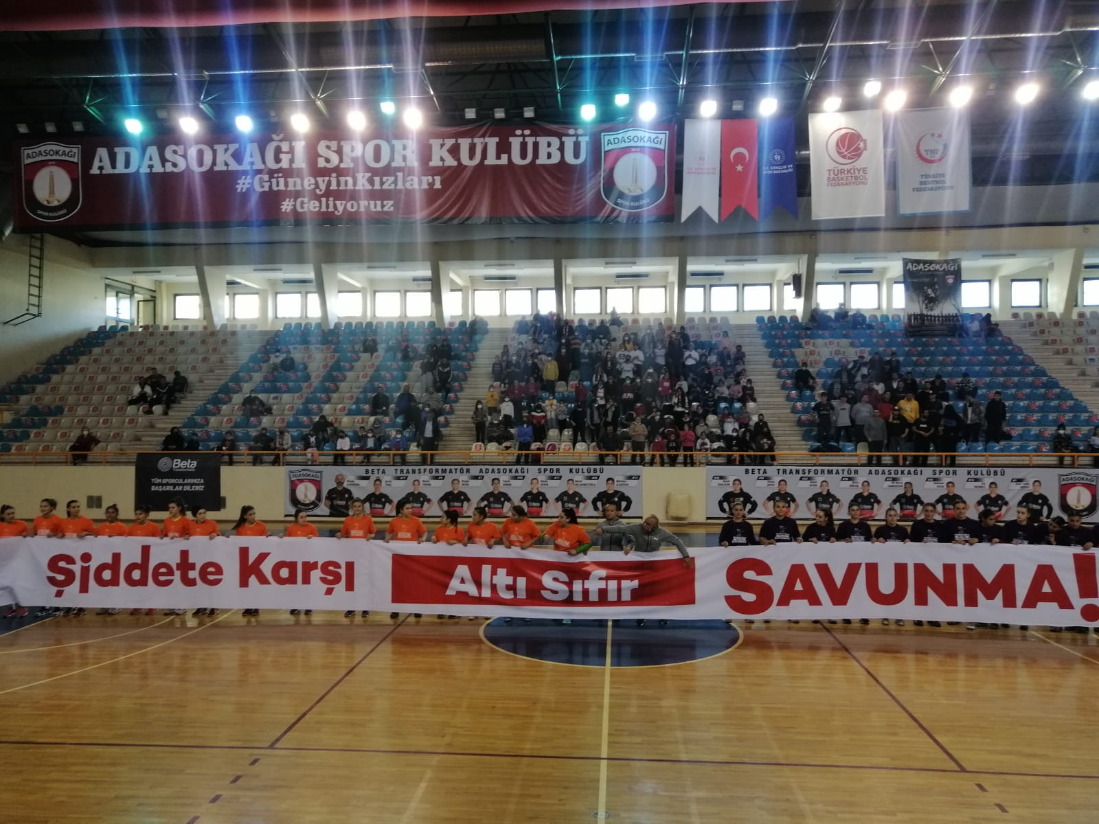 Büyükşehir, kadına yönelik şiddete karşı sesini her platformda yükseltiyor, farkındalık