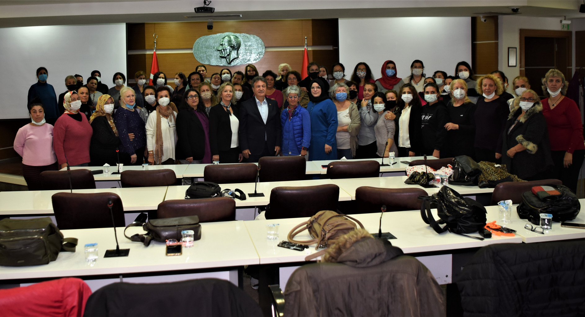 Bornova Belediye Başkanı Dr. Mustafa İduğ,  Bornova Kadın Girişim ve