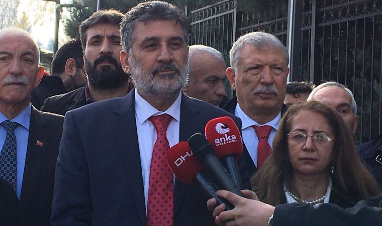 Milli Yol Partisi’nin kuruluş dilekçesi, İçişleri Bakanlığı’na partililerce verildi. Partinin