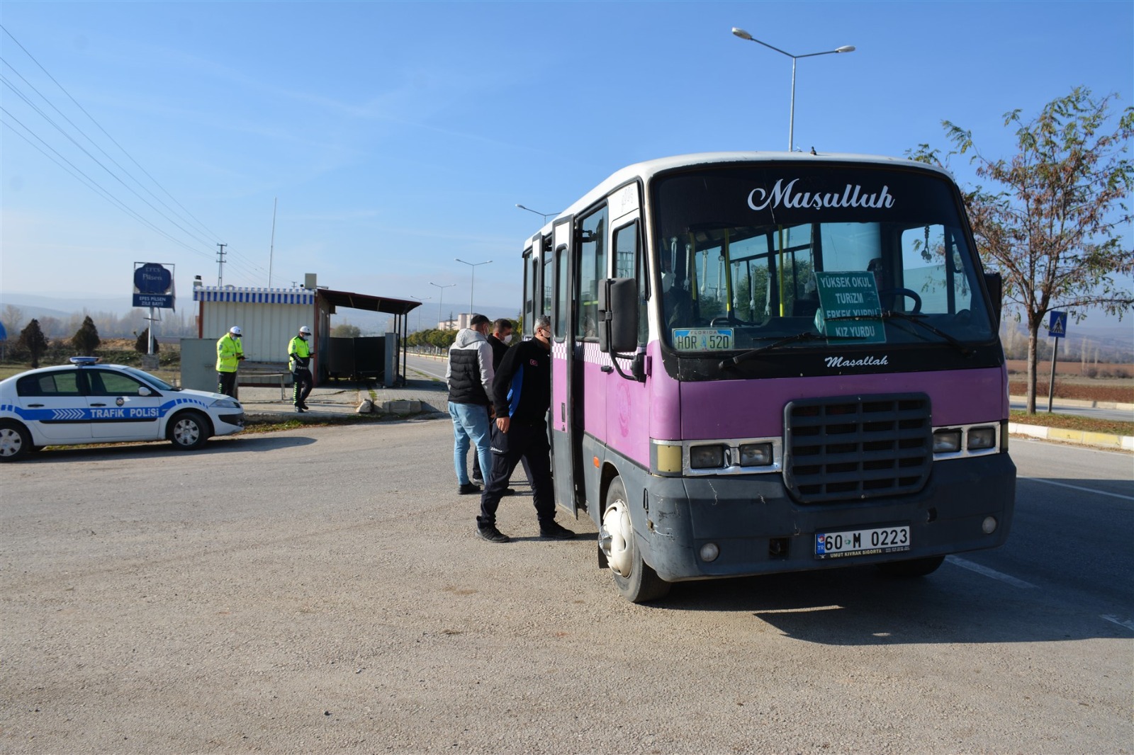 Zile Belediyesi’nden minibüs denetimi Zile Belediyesi Zabıta Müdürlüğü ekipleri, şehir içi toplu ulaşım hizmeti