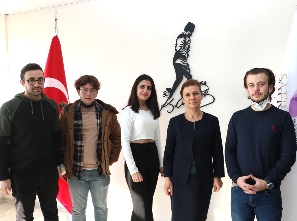 Safranbolu Belediye Başkanı Elif Köse’nin vatandaşlarla bire bir görüştüğü, onların