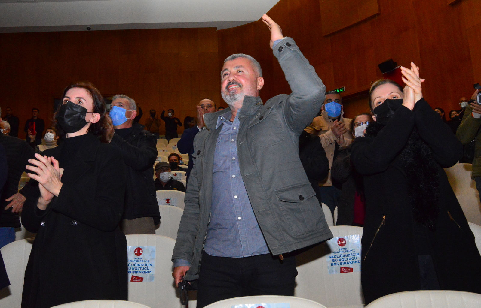 Manavgat halkı, gazeteci, yazar Uğur Mumcu’yu, ölümünün 29. Yılında Metin