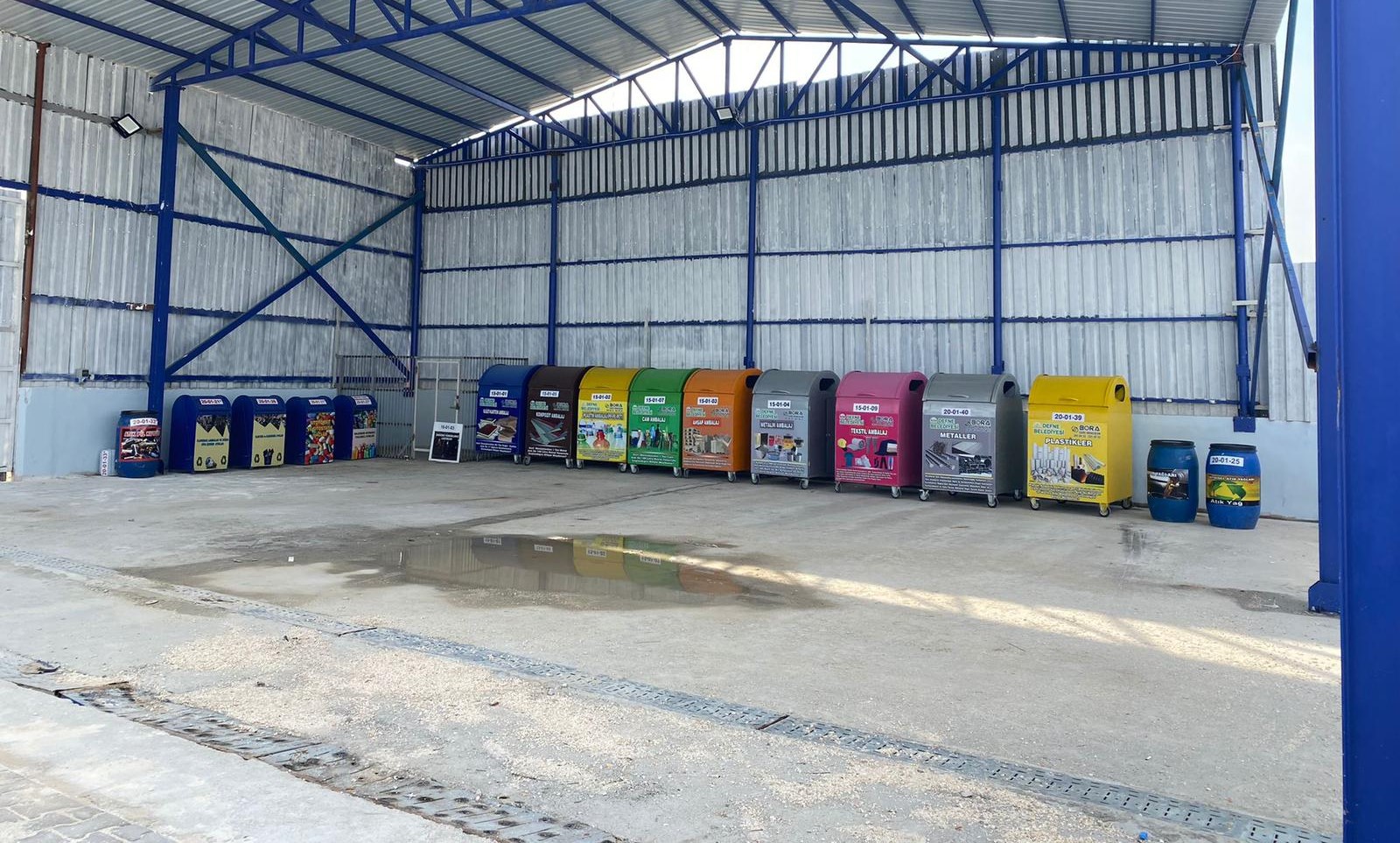 Doğa ve çevre dostu projeleri hayata geçirerek öne çıkan Defne