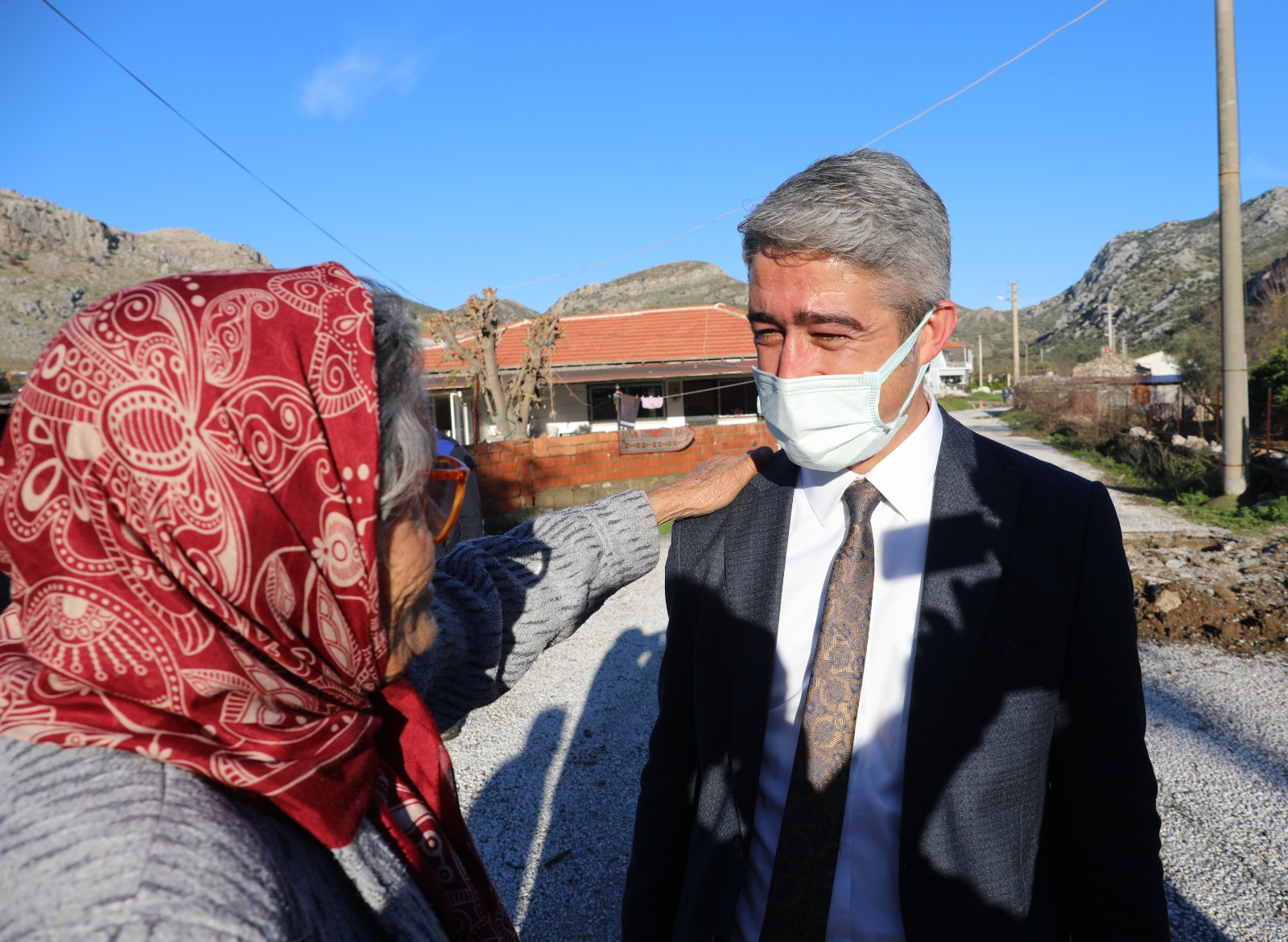 Marmaris Belediye Başkanı Mehmet Oktay, 2021’in son gününde Bozburun Mahallesi’ndeydi.