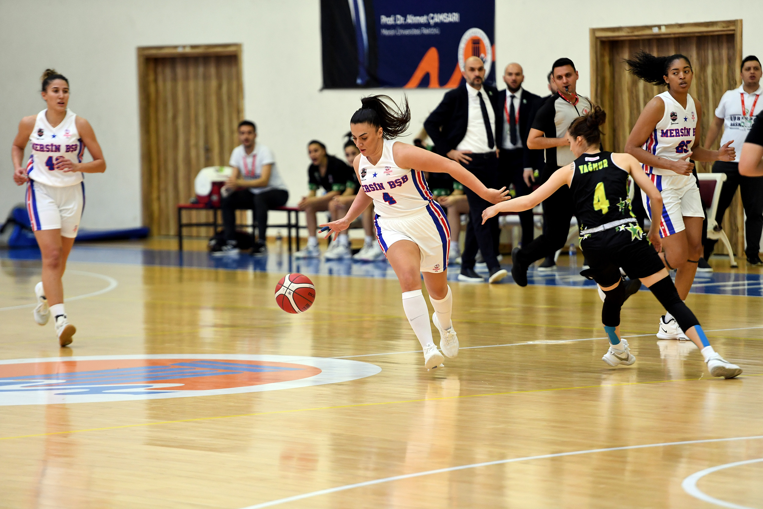 Türkiye Kadınlar Basketbol Ligi’nde heyecan devam ediyor. 15’inci hafta mücadeleleri