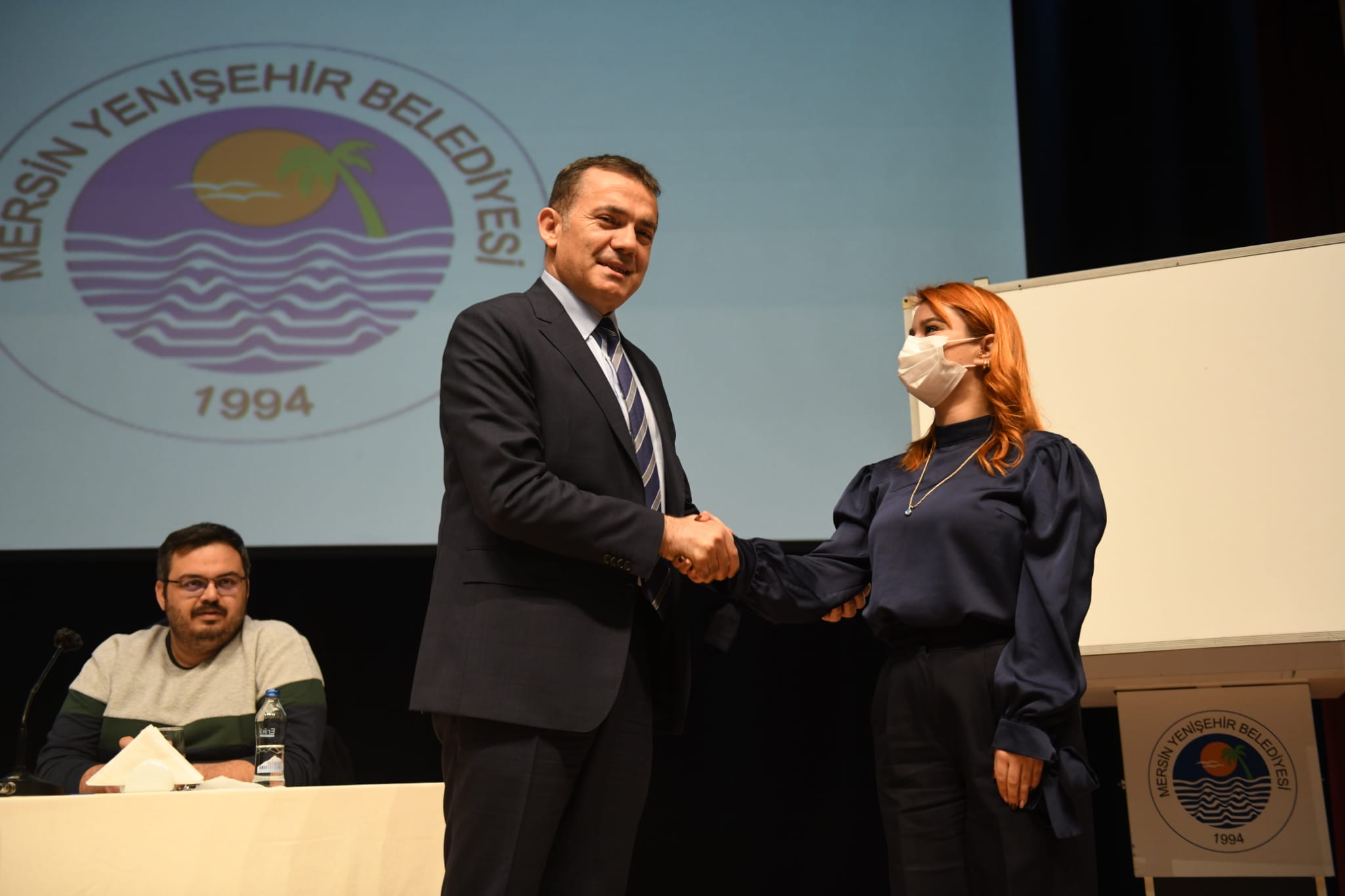 Mersin Yenişehir Belediye Başkanı Abdullah Özyiğit, ekonomik olarak zor günler