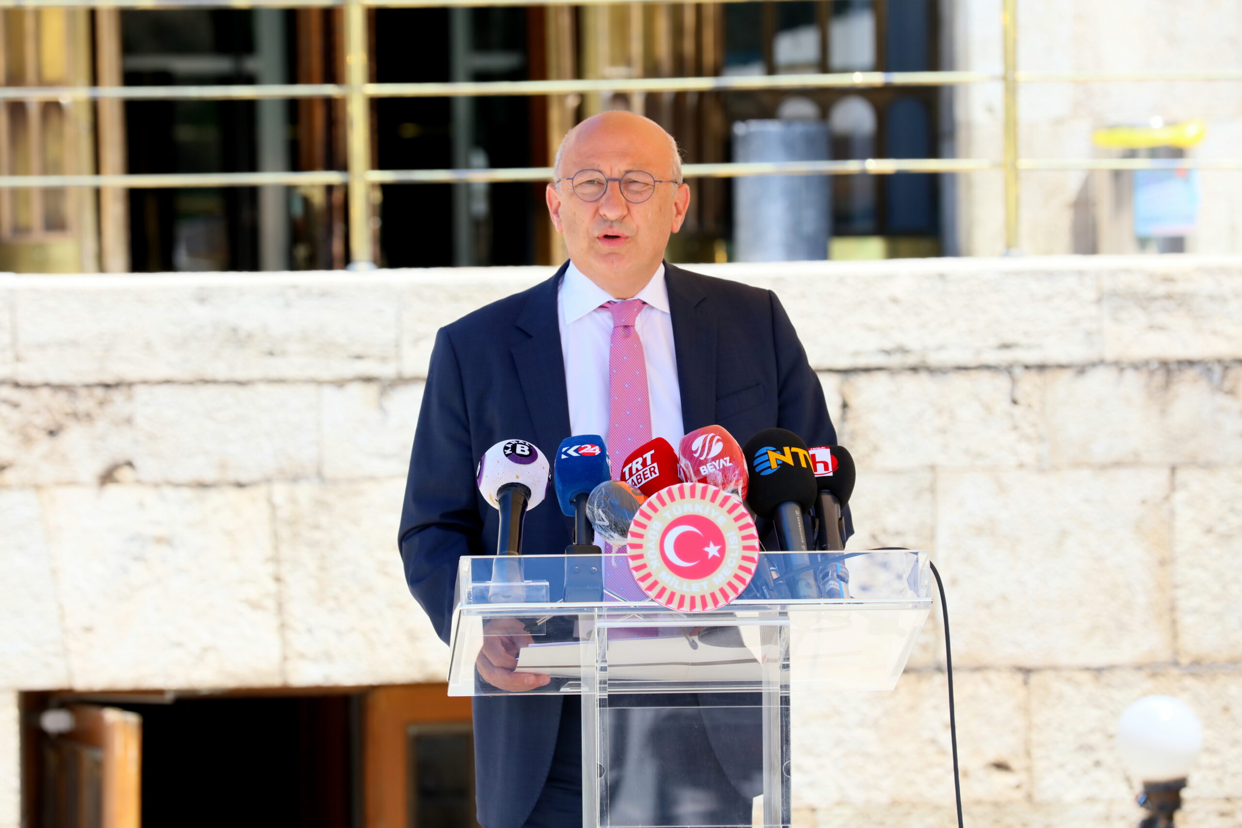 GAZETECİLER YİNE ADLİYEDEN ÇIKAMADI: 475 KEZ HAKİM KARŞISINA ÇIKTILAR  TÜRKİYE’DE