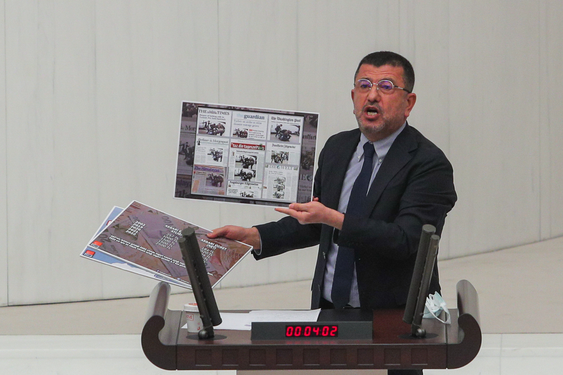 ÖZIŞIK’I, VEYİS ATEŞ’İ, ALİYE UZUN’U, ZARRAB’I ELÇİ ATAYIN CHP Genel