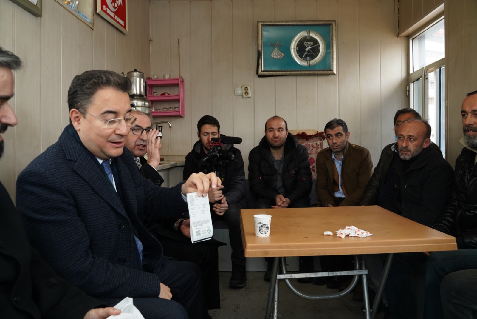 ‘Asıl sebep dövizdeki artış, başka bir şey değil’ Konya’da esnafla
