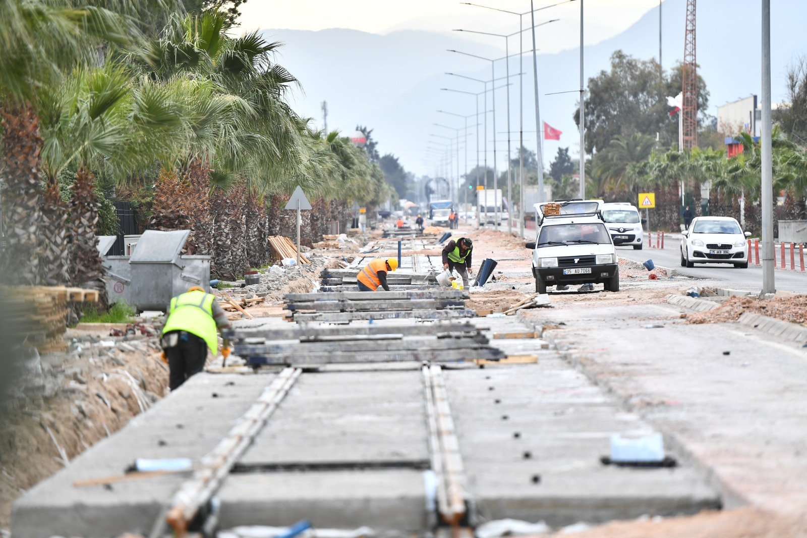 İzmir Büyükşehir Belediye Başkanı Tunç Soyer’in sürdürülebilir ulaşım hedefi doğrultusunda