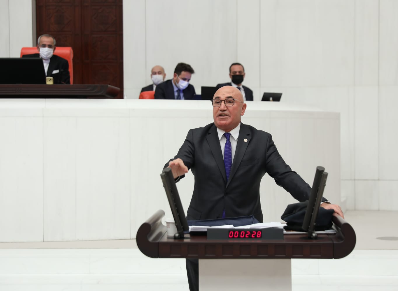 CHP’li vekil Mahmut Tanal, Şanlıurfa’da atanmayan öğretmen Murat K.’nın ve
