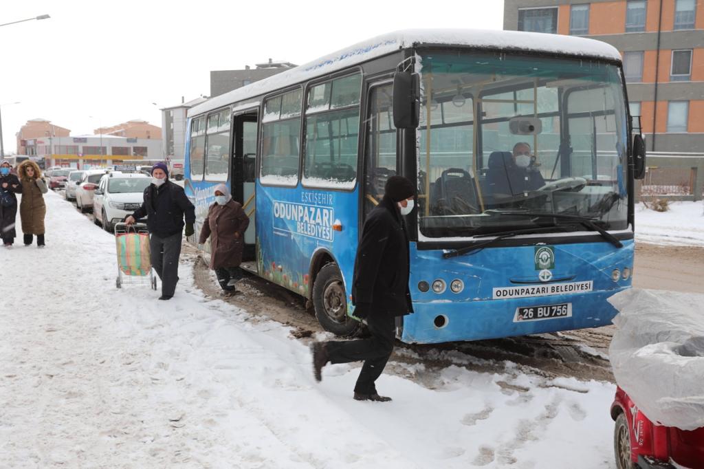 Odunpazarı’nda pazar yerlerine ücretsiz servis uygulaması devam ediyor Odunpazarı Belediyesi,