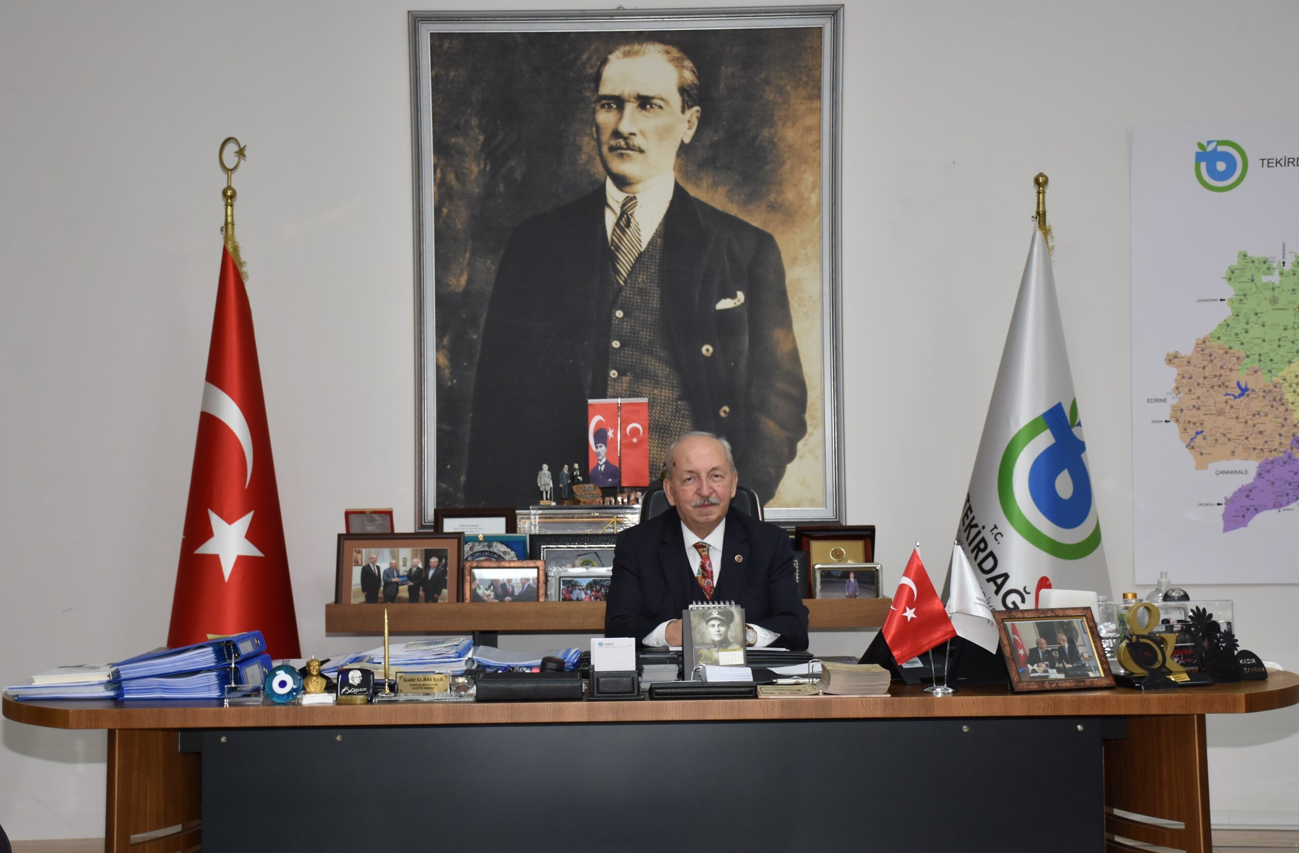Ulusal ve uluslararası düzeyde belediyeleri temsil etme yetkisine sahip ve
