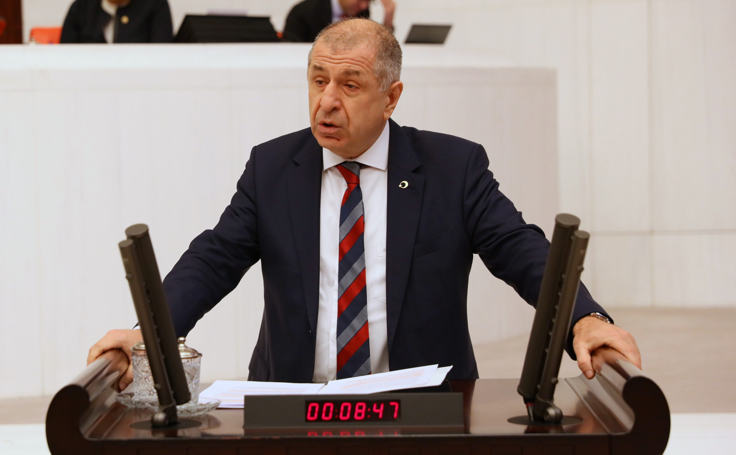 Zafer Partisi Genel Başkanı Ümit Özdağ, Ticaret Bakanı Mehmet Muş’un