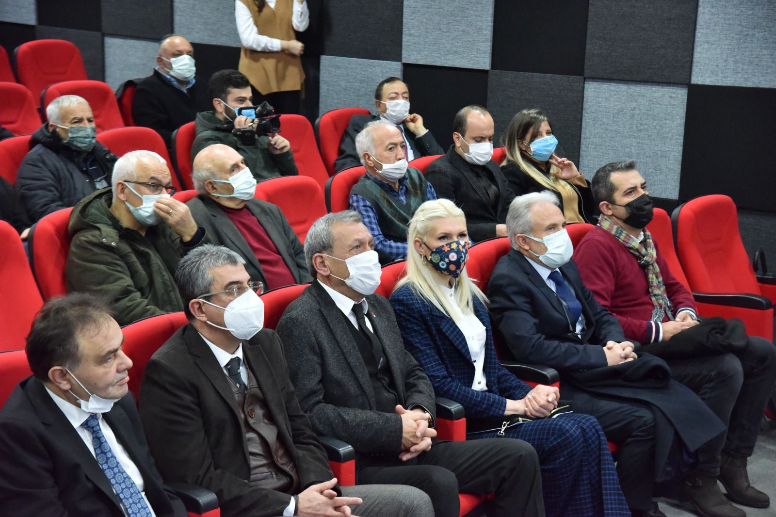 Belediye Başkanı Semih Şahin, Halkın Esnafı projesini Şeyh Edebali Kültür