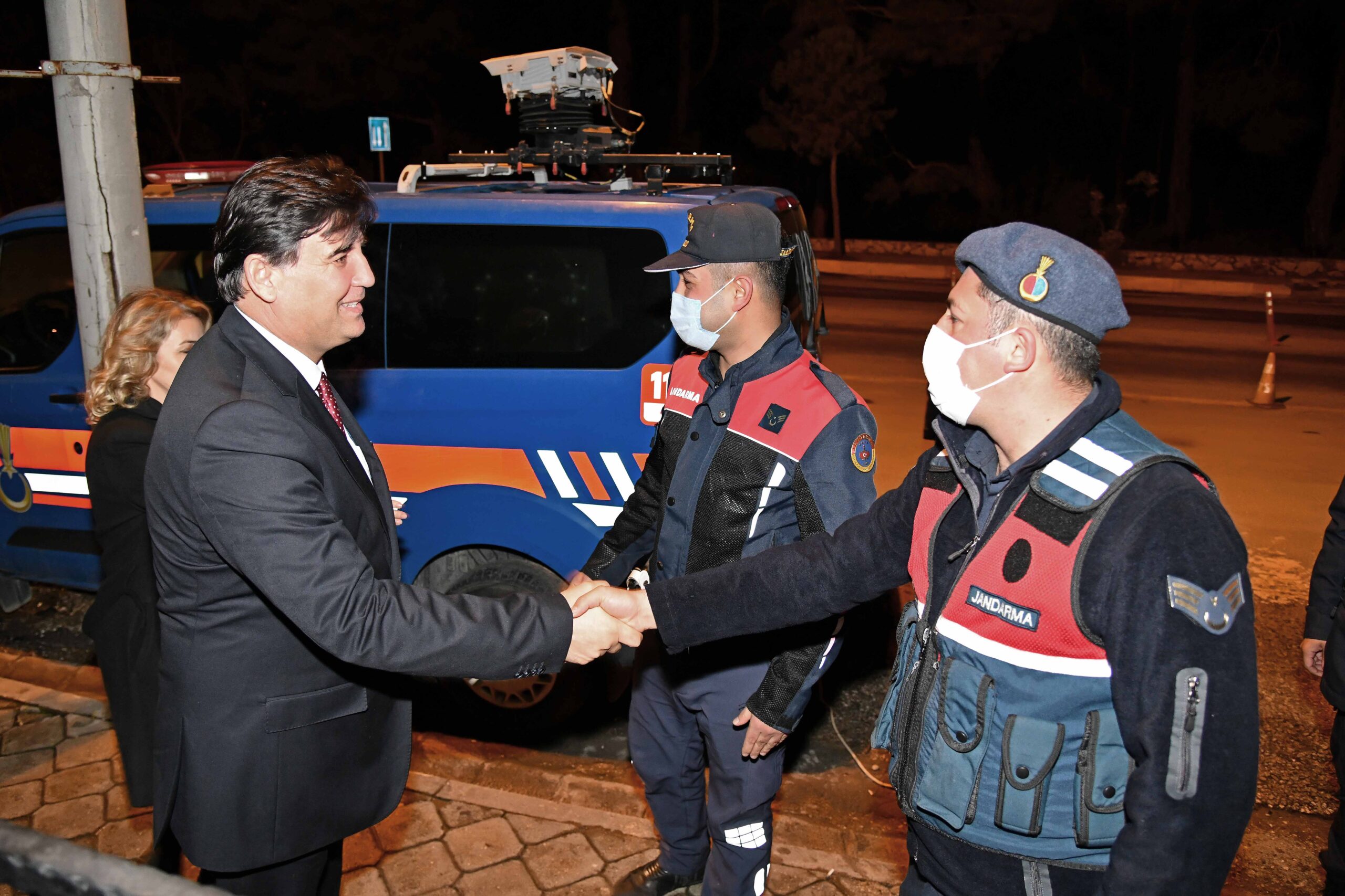 Fethiye Belediye Başkanı Alim Karaca beraberinde eşi Çiğdem Karaca ile