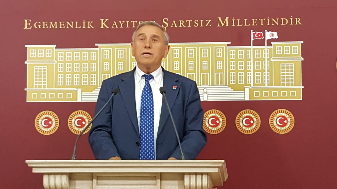 AKP’nin TBMM Başkanlığına sunduğu Öğretmenlik Meslek Kanunu görüşmelerine TBMM Milli