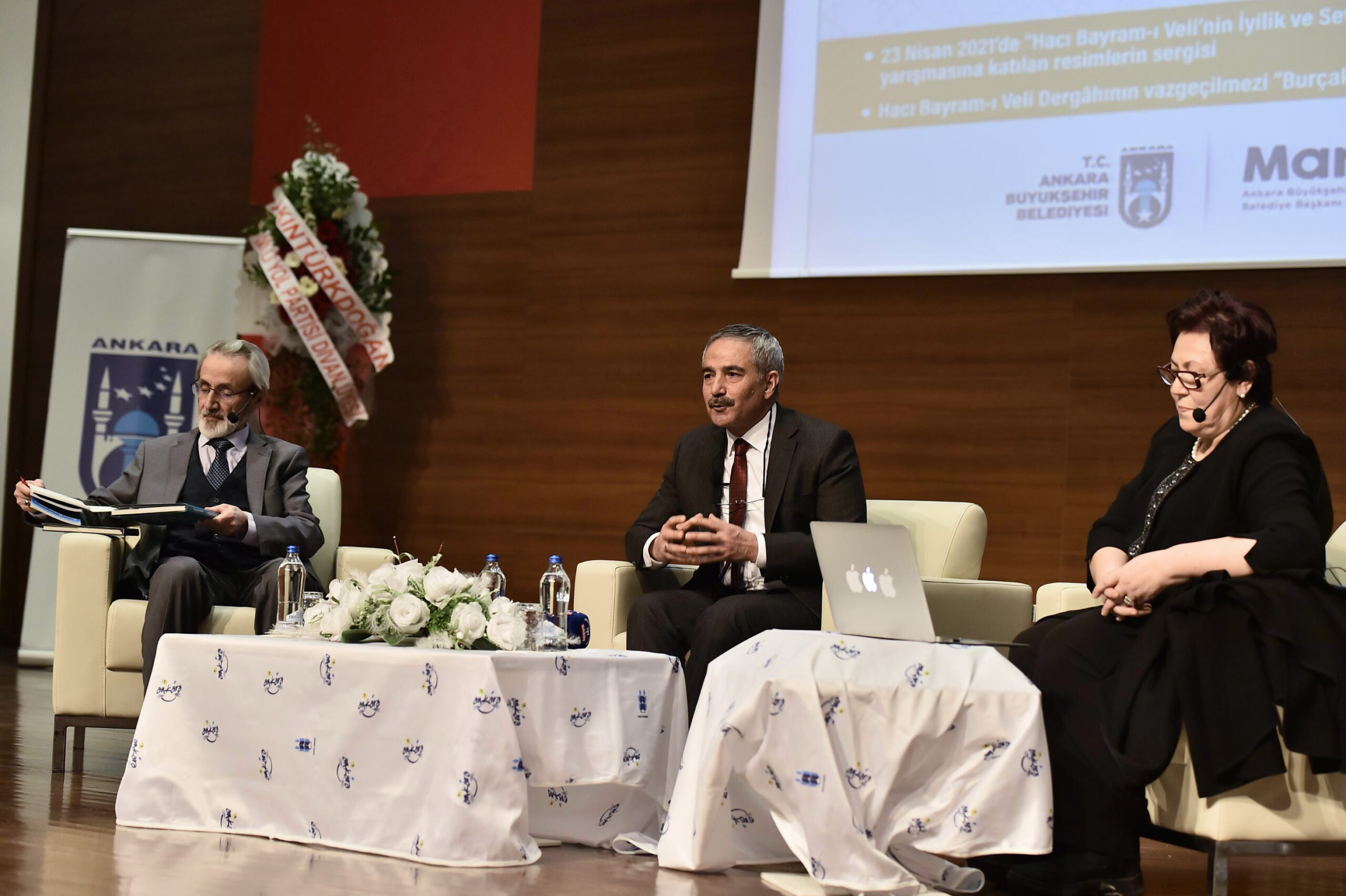 ABB TARİHİNE VE DEĞERLERİNE SAHİP ÇIKIYOR: HACI BAYRAM-I VELİ’Yİ TANIMA PANELİ Ankara Büyükşehir Belediyesi, Başkent’in tarihine ve manevi değerlerine sahip çıkmaya