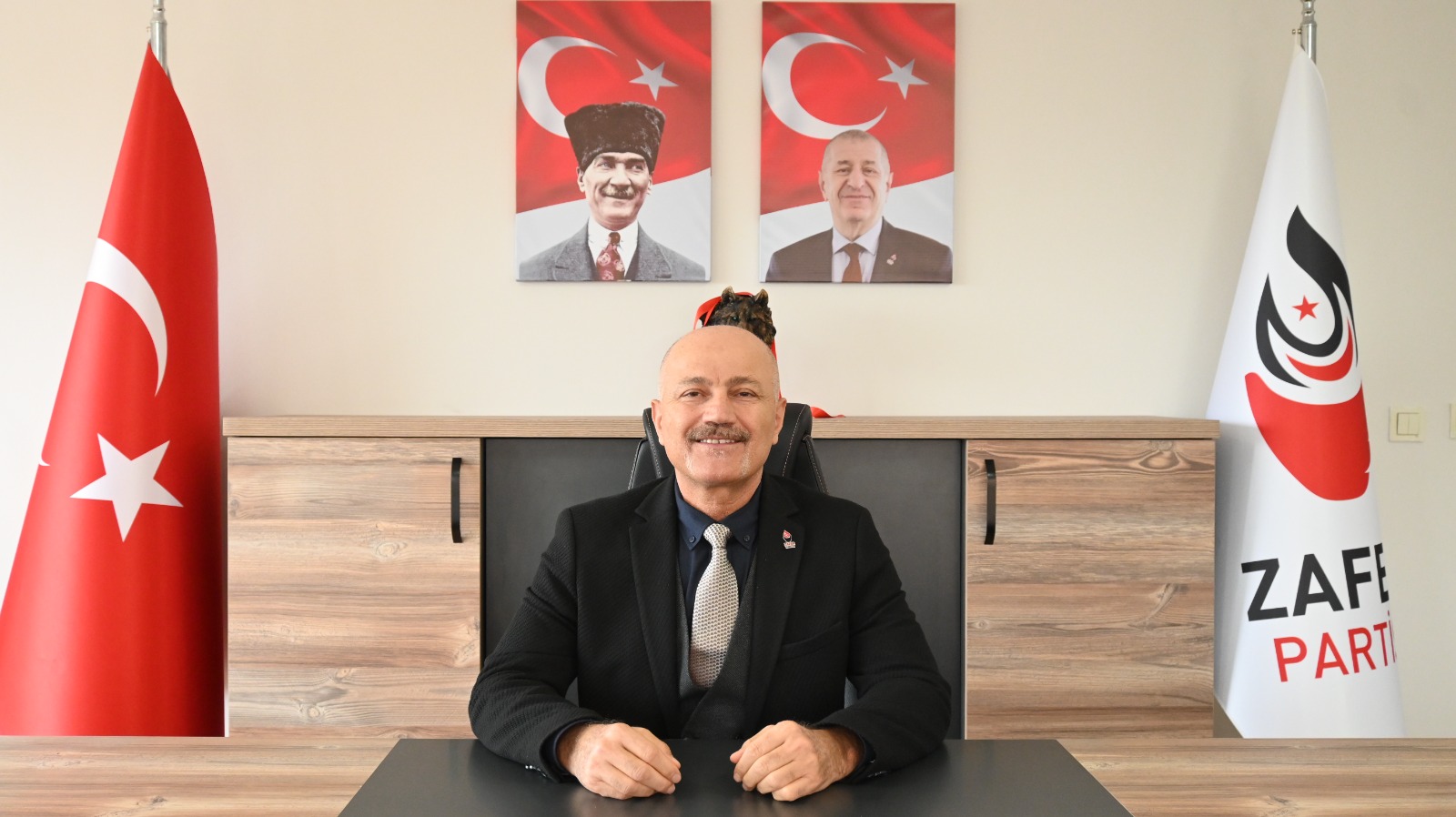 Zafer Partisi Genel Başkan Yardımcısı Sedat Timur yaptığı yazılı açıklamada,