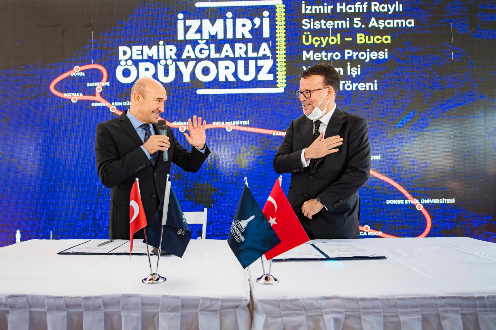 İzmir Büyükşehir Belediyesi raylı sistem yatırımlarına bir halka daha ekliyor.