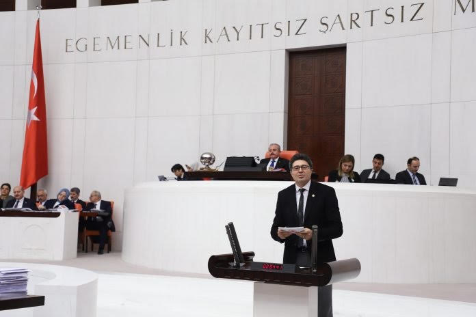 Cumhuriyet Halk Partisi Balıkesir Milletvekili Ensar Aytekin artan süt fiyatlarının