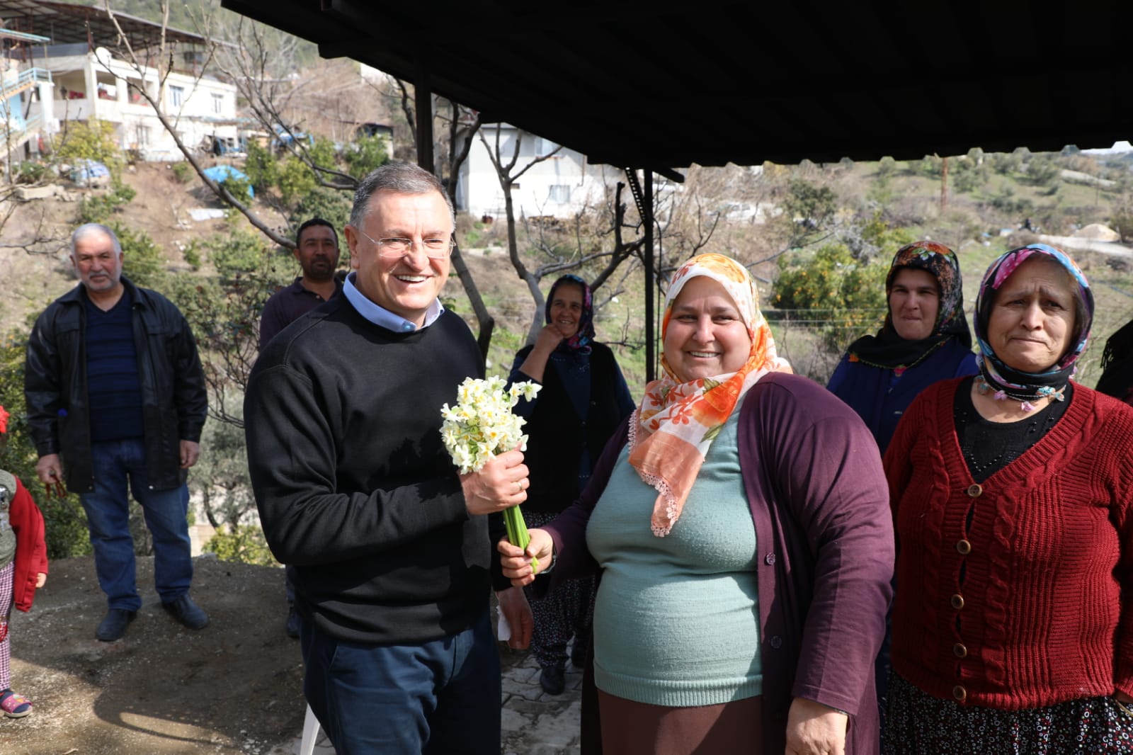 TATLI PATATESLER UZUNALİÇ’TE TOPRAKLA BULUŞTU HBB BAŞKANI SAVAŞ: 2 BİN