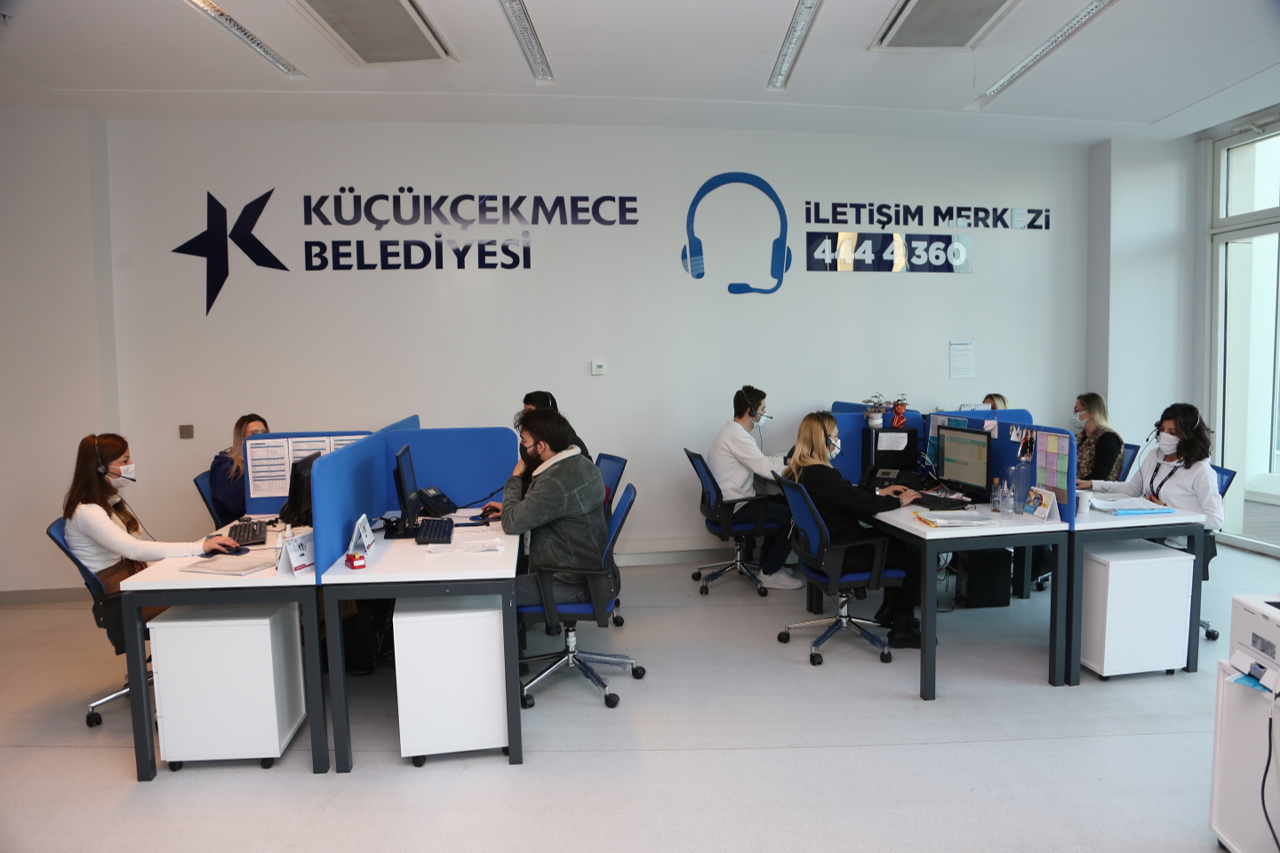 Küçükçekmecelilere zaman ve mekândan bağımsız olarak belediyeye ulaşma imkânı sunan